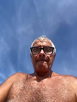 Snapshot of 4n4l1zz4m1 chatting on September 20, 2025, 2:07 pm 4n4l1zz4m1 online show from September 20, 2025, 2:07 pm