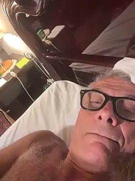 4n4l1zz4m1 online show from April 11, 2026, 11:09 pm