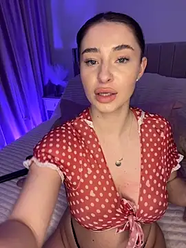 Snapshot of GraceCarther chatting on November 8, 2025, 5:56 pm GraceCarther online show from November 8, 2025, 5:56 pm