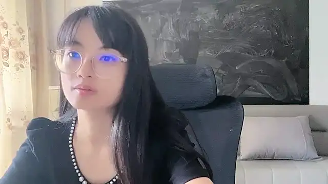 Snapshot of Honey-cici chatting on September 28, 2025, 7:03 am Honey-cici online show from September 28, 2025, 7:03 am