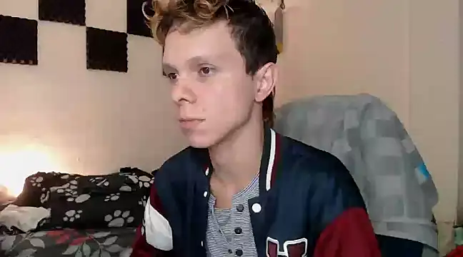 bryamado69 online show from February 11, 2025, 7:23 am