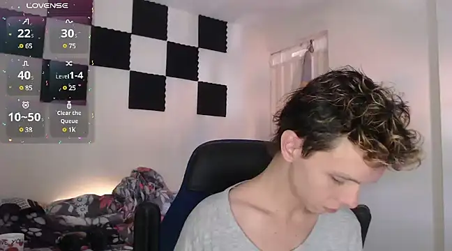 bryamado69 online show from February 17, 2025, 7:31 pm