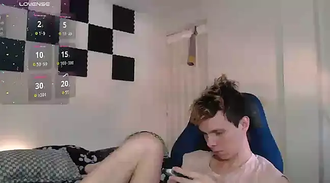 bryamado69 online show from February 19, 2025, 9:03 pm