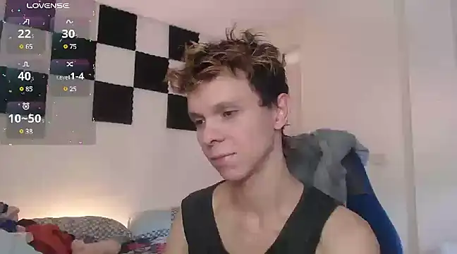 bryamado69 online show from February 26, 2025, 7:27 pm