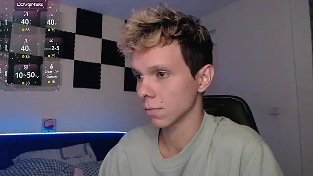 bryamado69 online show from September 9, 2025, 3:28 am