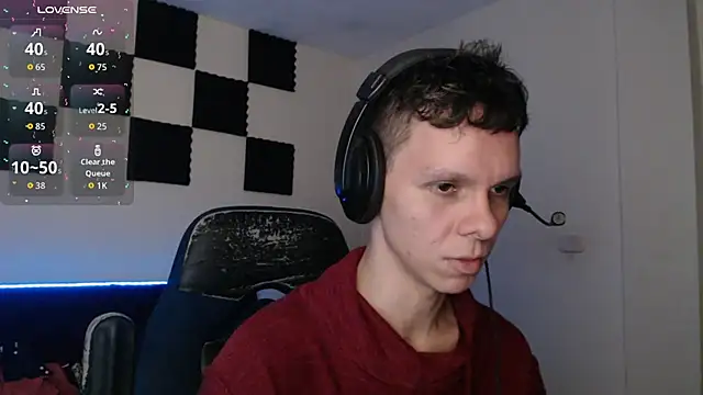 bryamado69 online show from November 7, 2025, 2:33 am