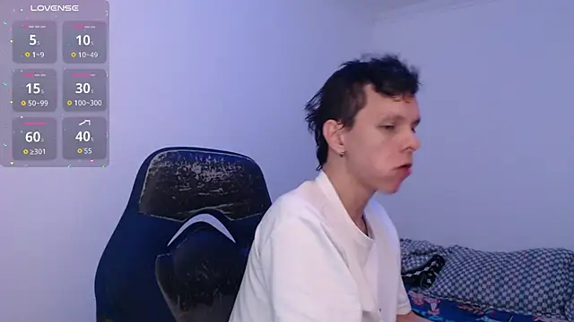 bryamado69 online show from December 20, 2025, 5:47 am