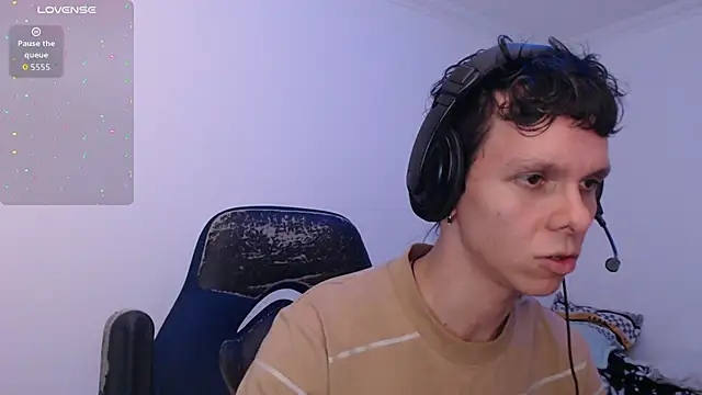 bryamado69 online show from January 15, 2026, 3:44 am