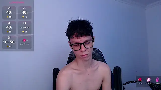Snapshot of bryamado69 chatting on July 6, 2026, 12:35 pm bryamado69 online show from July 6, 2026, 12:35 pm
