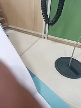 Snapshot of Gururonny07 chatting on January 1, 2025, 6:47 am Gururonny07 online show from January 1, 2025, 6:47 am