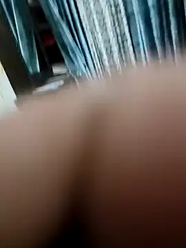 Snapshot of Gururonny07 chatting on February 19, 2025, 8:10 pm Gururonny07 online show from February 19, 2025, 8:10 pm