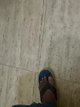 Snapshot of Gururonny07 chatting on March 10, 2025, 12:51 am Gururonny07 online show from March 10, 2025, 12:51 am