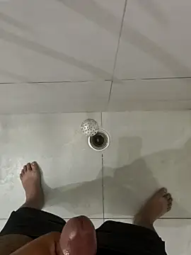 Snapshot of Gururonny07 chatting on October 22, 2025, 11:59 pm Gururonny07 online show from October 22, 2025, 11:59 pm