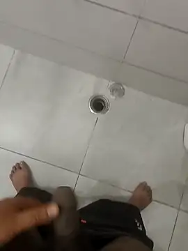 Snapshot of Gururonny07 chatting on October 30, 2025, 12:45 am Gururonny07 online show from October 30, 2025, 12:45 am