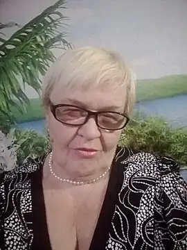 VioletSweet566 online show from January 17, 2025, 9:50 pm