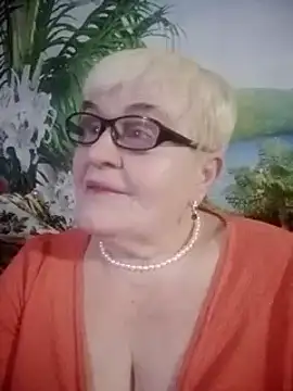 VioletSweet566 online show from January 31, 2025, 6:14 pm