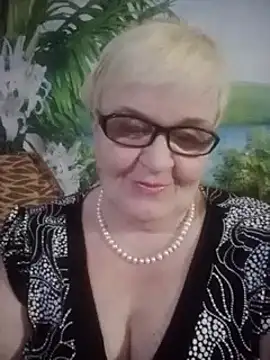 VioletSweet566 online show from March 8, 2025, 2:01 am