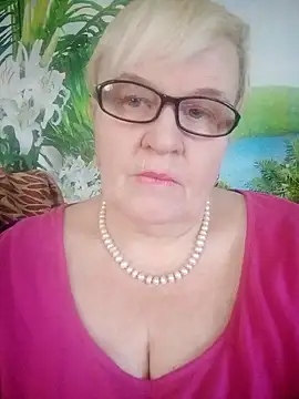 VioletSweet566 online show from March 8, 2025, 7:49 am