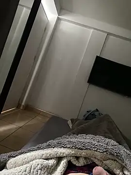 Snapshot of becal chatting on November 29, 2025, 12:30 pm becal online show from November 29, 2025, 12:30 pm