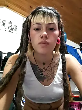  sharlotte777 online show from March 11, 2025, 7:36 pm