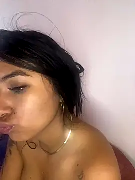 Snapshot of Miaa_coopeer chatting on September 17, 2025, 5:47 pm Miaa coopeer online show from September 17, 2025, 5:47 pm