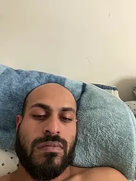 islandvybee55 online show from January 31, 2025, 8:22 pm