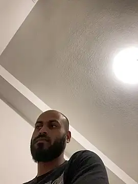 islandvybee55 online show from March 9, 2025, 12:00 am