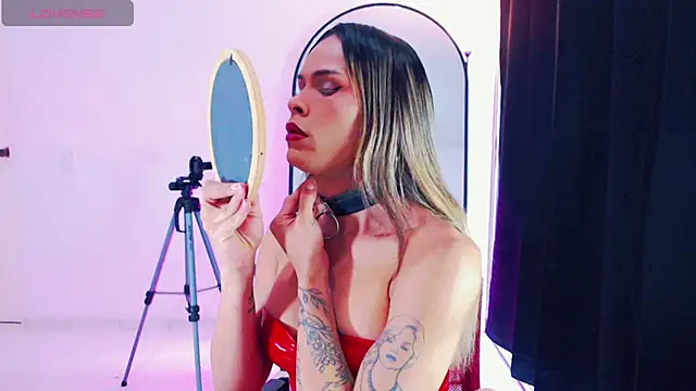 Snapshot of dark_sailent chatting on January 31, 2026, 8:51 pm dark sailent online show from January 31, 2026, 8:51 pm