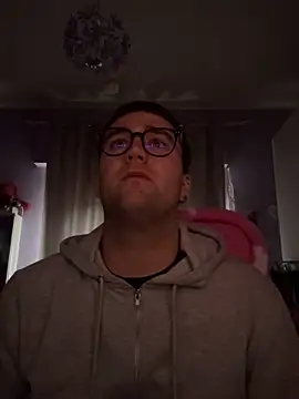 ErPumas126 online show from January 15, 2025, 2:35 pm