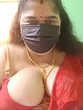 Snapshot of tamilthanushri chatting on July 3, 2026, 4:41 am tamilthanushri online show from July 3, 2026, 4:41 am