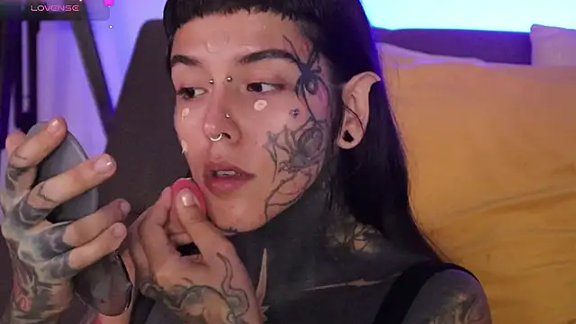 Snapshot of FairyFlexxxx chatting on February 28, 2026, 12:44 am FairyFlexxxx online show from February 28, 2026, 12:44 am