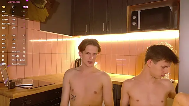  whitenight  online show from March 18, 2025, 6:59 pm