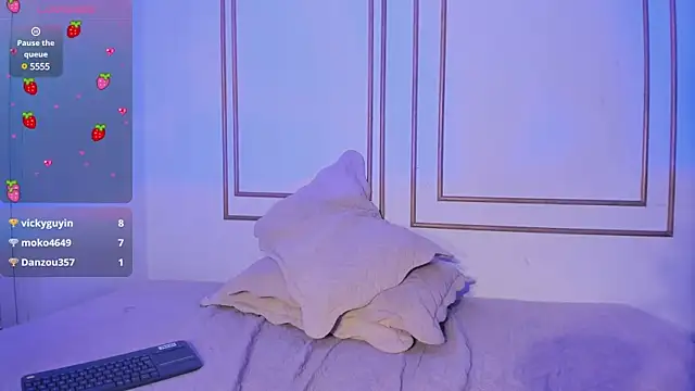 natalia aguirre1 online show from January 23, 2025, 3:32 pm