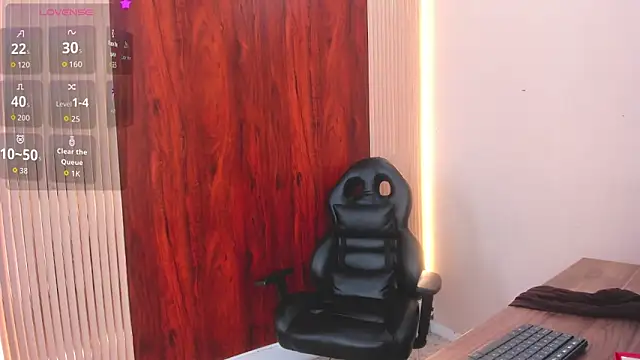 VickyJohnson1 online show from December 14, 2025, 7:07 pm