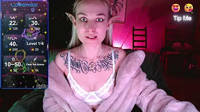 Snapshot of mischellemeow13 chatting on October 12, 2025, 3:00 pm mischellemeow13 online show from October 12, 2025, 3:00 pm