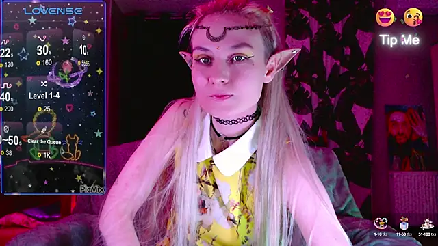 mischellemeow13 online show from October 16, 2025, 8:43 pm