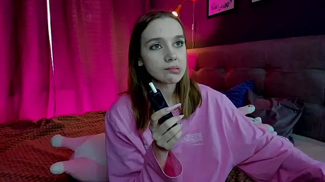 Snapshot of Lesi_Moonie01 chatting on February 15, 2026, 9:52 am Lesi Moonie01 online show from February 15, 2026, 9:52 am