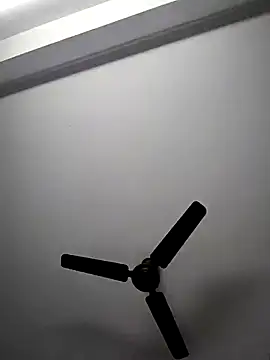 cutiecatty21 online show from October 22, 2025, 3:23 pm