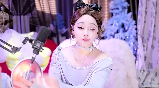 Missy Nana21 online show from February 21, 2025, 7:32 pm