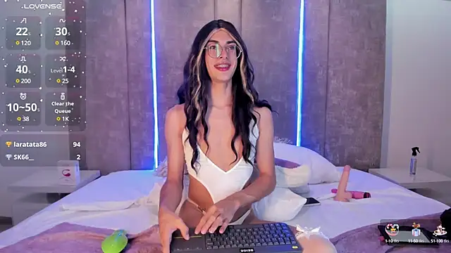 MaxiRogers online show from January 4, 2025, 10:45 pm