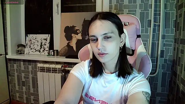 Snapshot of BlackHe4rts_ chatting on December 9, 2024, 5:19 pm BlackHe4rts  online show from December 9, 2024, 5:19 pm