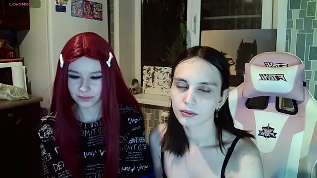 Snapshot of BlackHe4rts_ chatting on March 5, 2025, 9:04 pm BlackHe4rts  online show from March 5, 2025, 9:04 pm