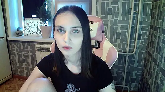 Snapshot of BlackHe4rts_ chatting on March 12, 2025, 1:03 am BlackHe4rts  online show from March 12, 2025, 1:03 am