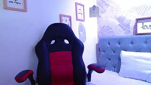 violletha online show from February 4, 2025, 6:27 pm