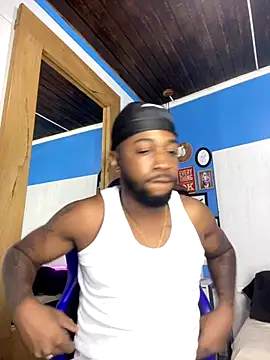 Snapshot of Drake_Nassir4 chatting on November 4, 2025, 9:03 pm Drake Nassir4 online show from November 4, 2025, 9:03 pm