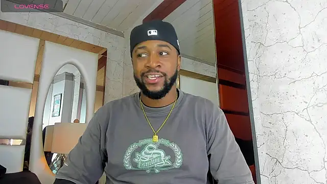 Snapshot of Drake_Nassir4 chatting on January 9, 2026, 9:05 pm Drake Nassir4 online show from January 9, 2026, 9:05 pm