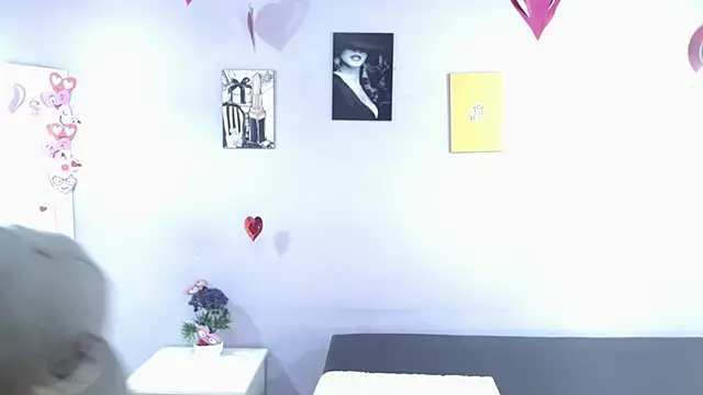 Snapshot of Kimandyuk chatting on February 17, 2025, 7:10 pm Kimandyuk online show from February 17, 2025, 7:10 pm