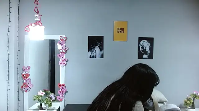 Snapshot of Kimandyuk chatting on March 14, 2025, 7:12 pm Kimandyuk online show from March 14, 2025, 7:12 pm