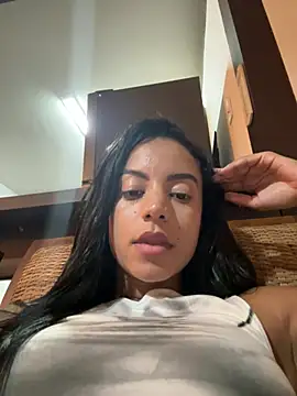 Snapshot of Elamesmamorena chatting on February 25, 2026, 3:05 am Elamesmamorena online show from February 25, 2026, 3:05 am