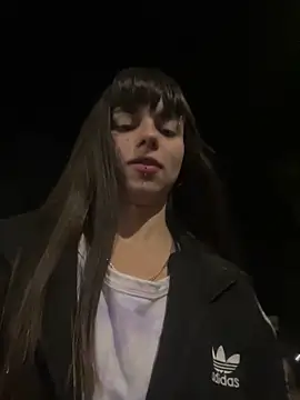 Snapshot of VioletaSubmissive chatting on January 18, 2025, 5:31 am VioletaSubmissive online show from January 18, 2025, 5:31 am